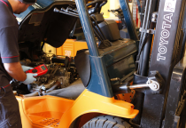 Sửa xe nâng Hóc Môn Gọi Ngay 0911.755.722