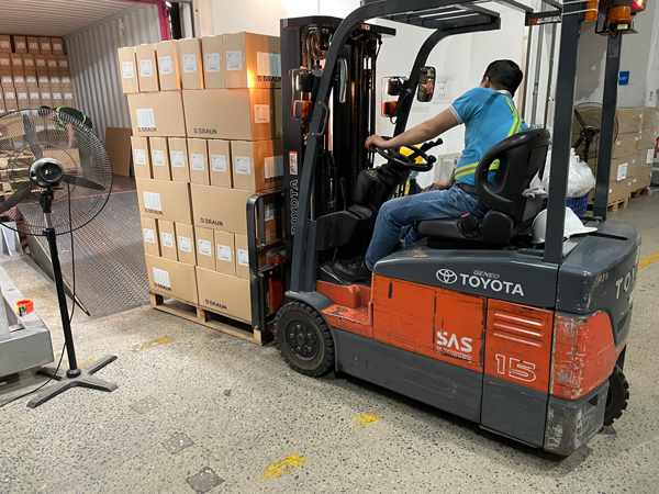 Trước khi mua bình điện cho xe nâng phải tìm hiểu thật kỹ các thông số và kích thước bình phù hợp với xe nâng điện