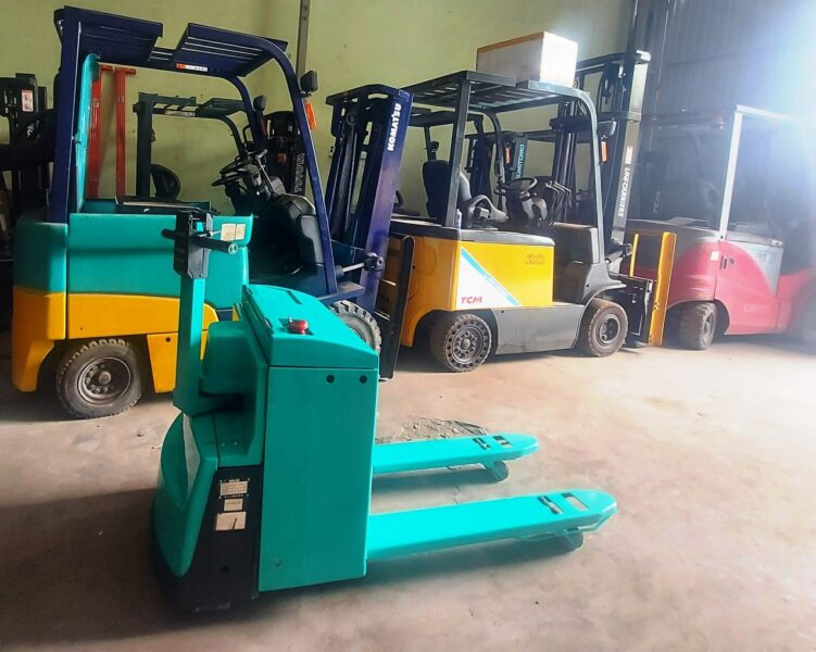 Hình ảnh mô tả sạc acquy 10 tiếng không tự ngắt