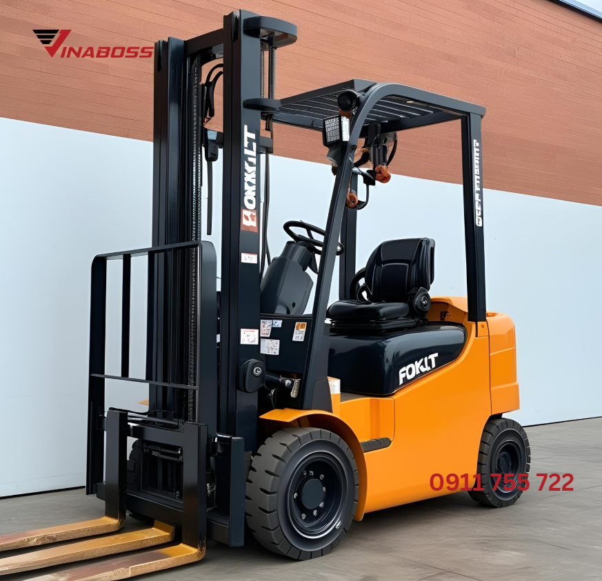 Thuê xe nâng giúp tiết kiệm đầu tư chi phí ban đầu