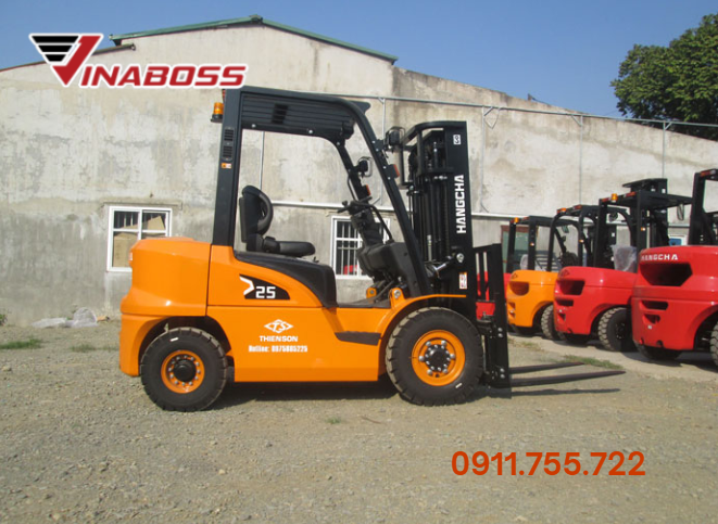 Chạy thử, đánh giá tình trạng xe nâng sau sửa chữa