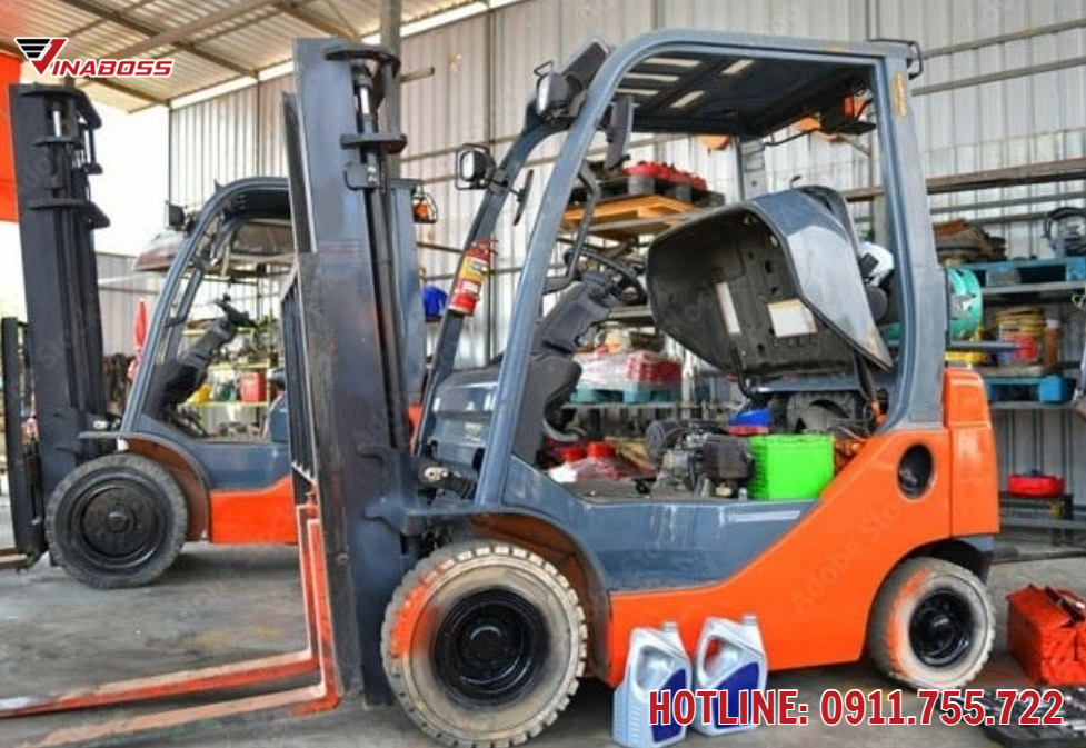 Sửa chữa xe nâng quận 12, hỗ trợ tận nơi 24/7