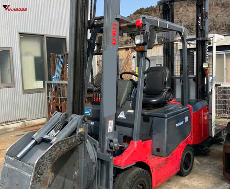 Xe Nâng Điện Kẹp Tròn Ngồi Lái NICHIYU FB18PN