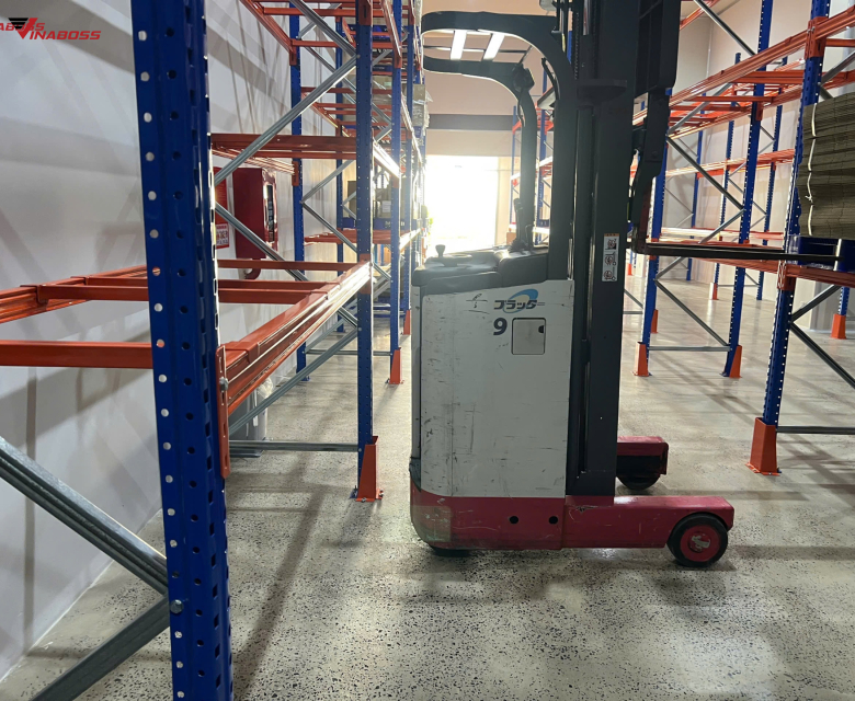 Xe nâng điện đứng lái 900kg NICHIYU FBRM9-75-300PBL 