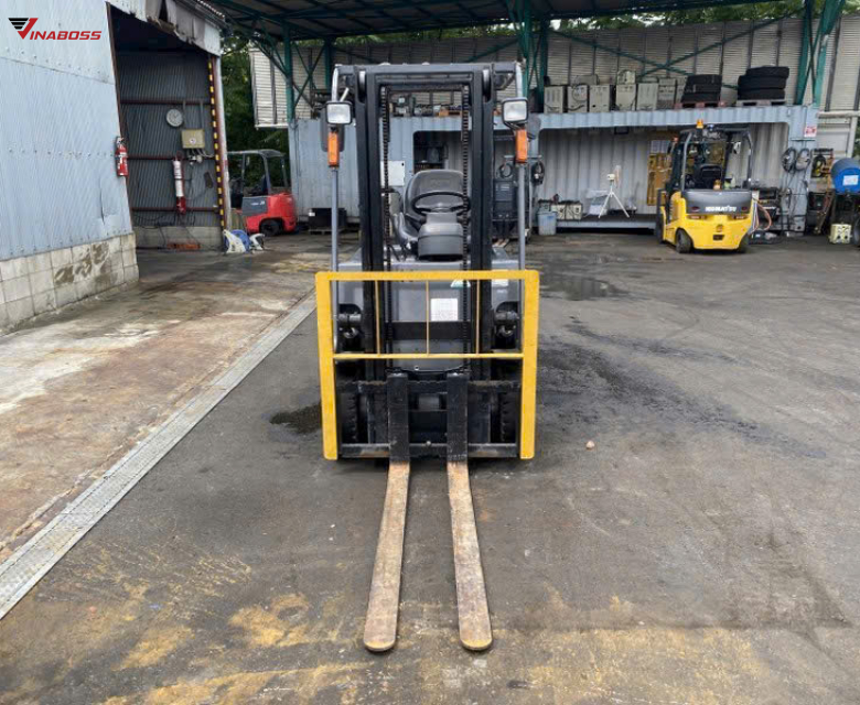 Xe Nâng Điện Ngồi Lái TCM FB15-8