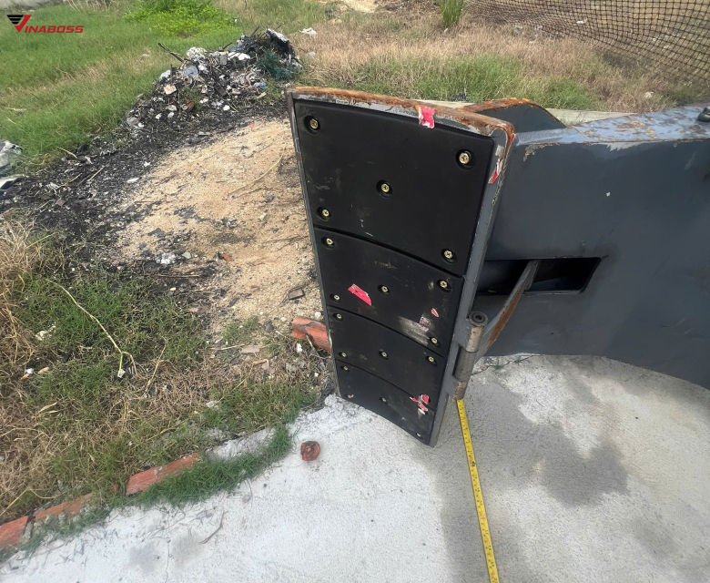 Xe Nâng Điện Kẹp Tròn Ngồi Lái NICHIYU FB18PN