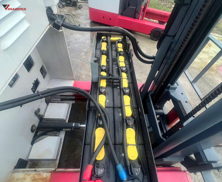 Xe Nâng Điện Đứng Lái 1.300kg NICHIYU FBRM13-75-300