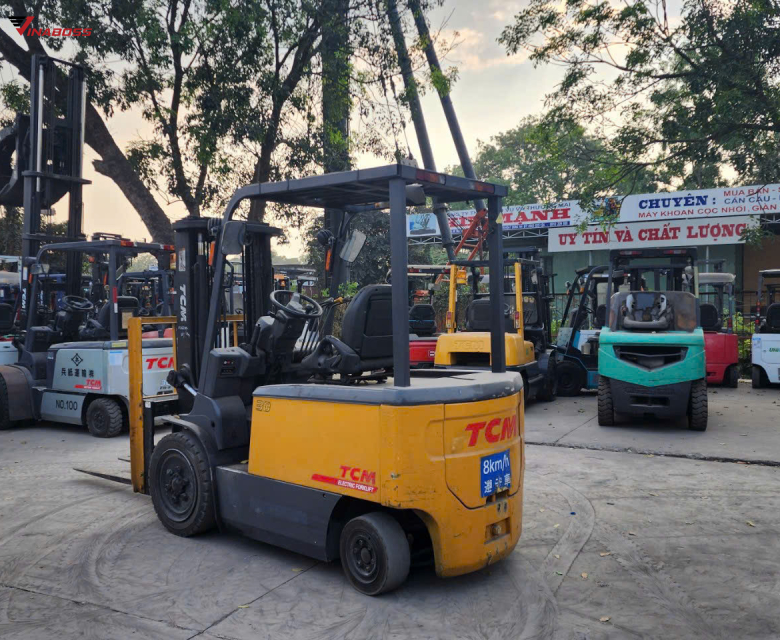 Xe Nâng Điện Ngồi Lái TCM FB30-8